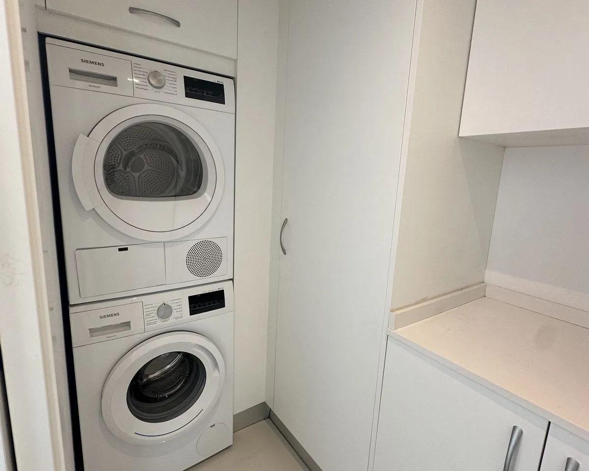 1ceeca55-9c6d-46c2-b0de-37c96b418625