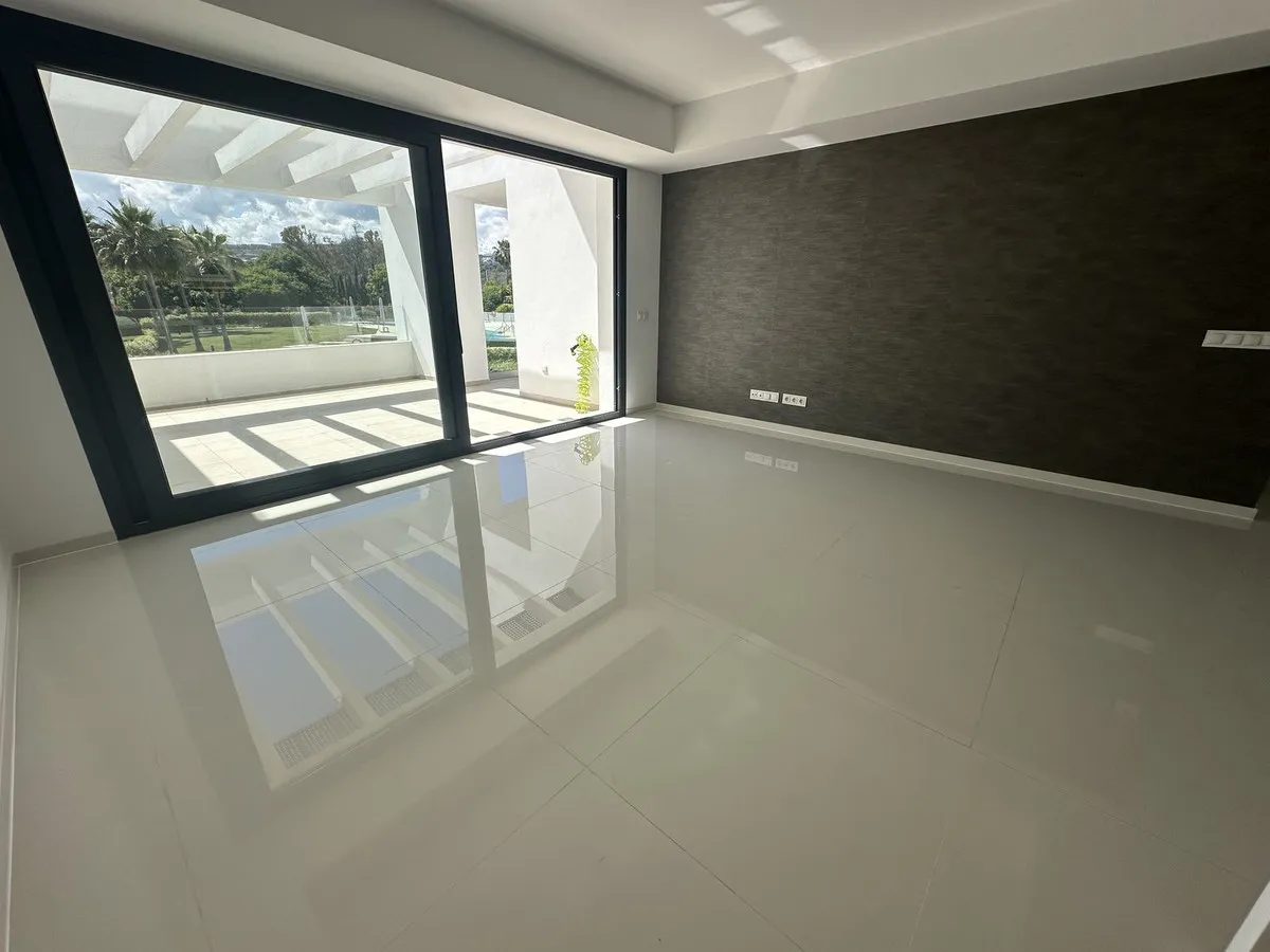 2ca83c6c-d5f9-4af7-bcfa-d0c1edf47a32