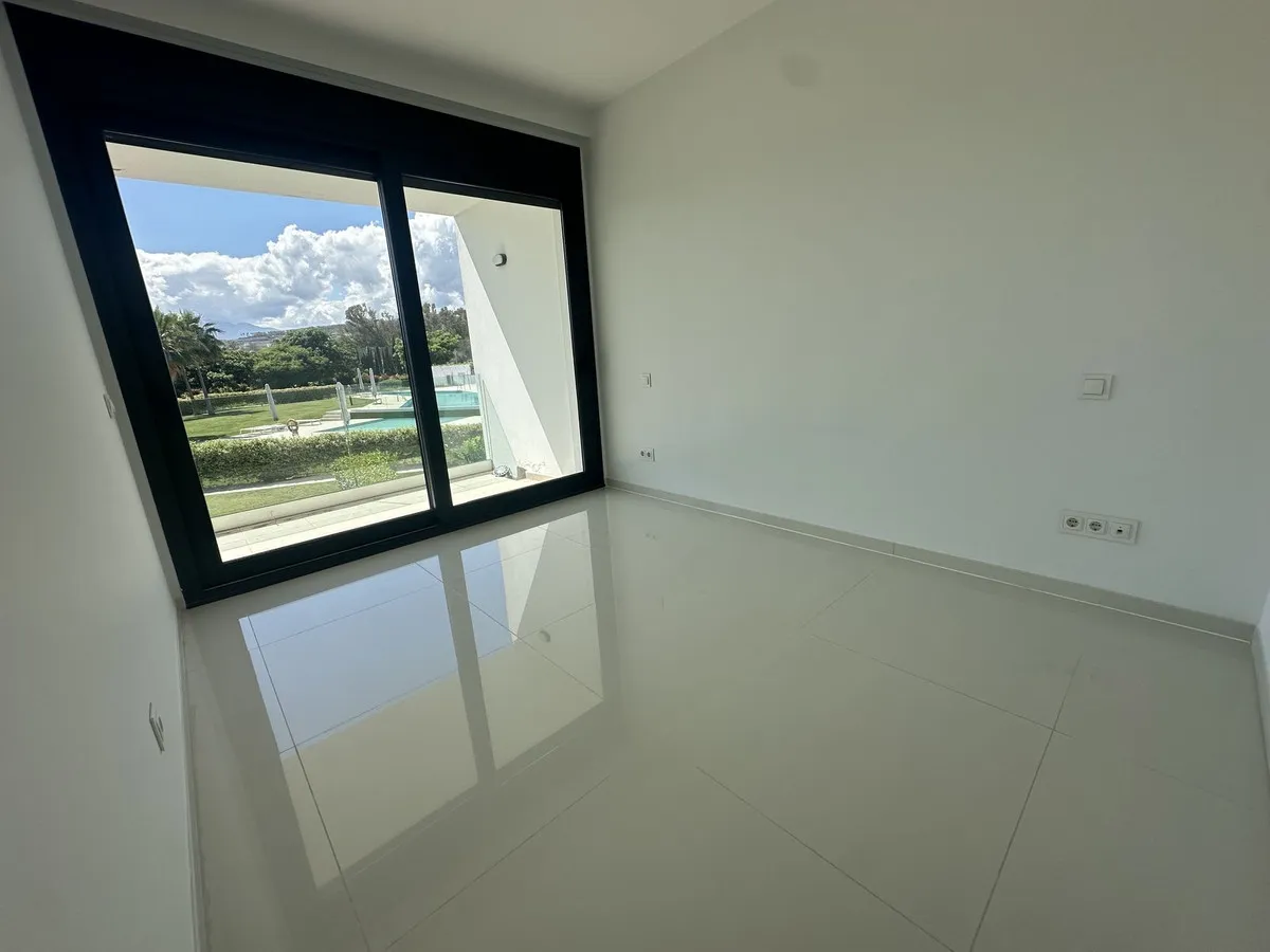 7a20451a-37ac-46e9-a16b-d1e5b2247876