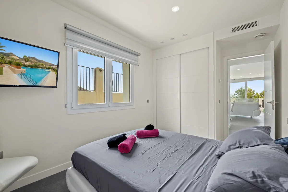 4d44f8a0-b7f8-4b43-82f2-76fedb4958e1