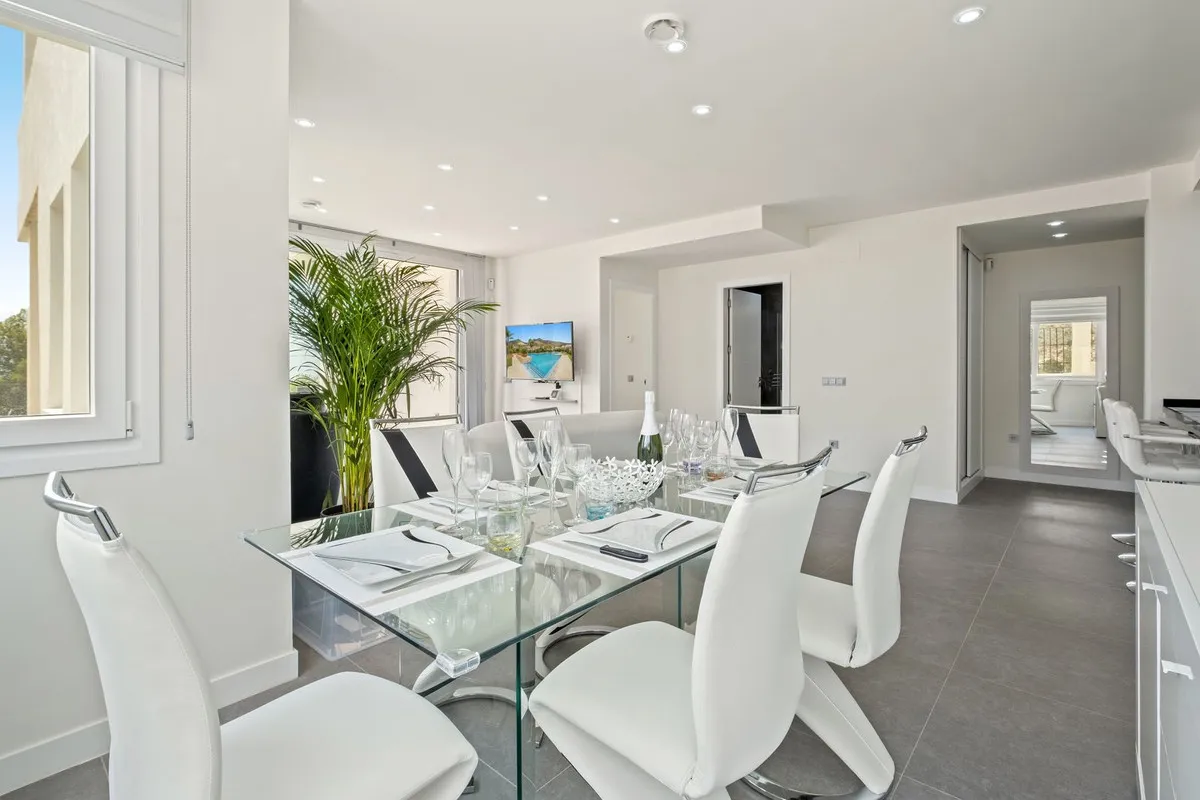 e645cf9d-b658-46f9-9122-cde75adf4d57