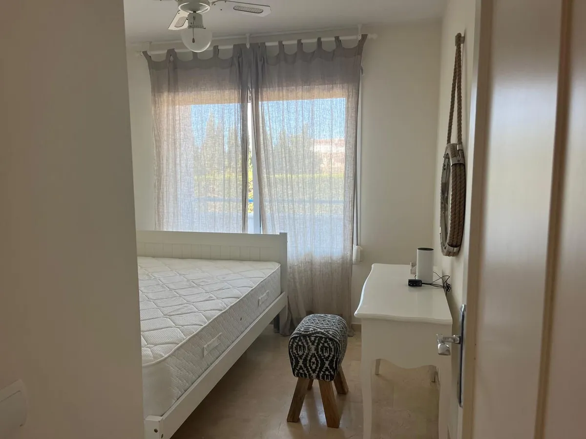 8e6fd196-e5ef-4ee4-9298-73a5d1f13880