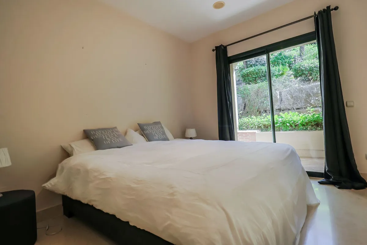 25b454c6-39e2-47ae-838e-78d5f049b491