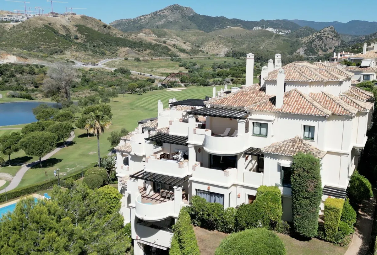 438df246-a9f5-458c-b377-370d721ade66