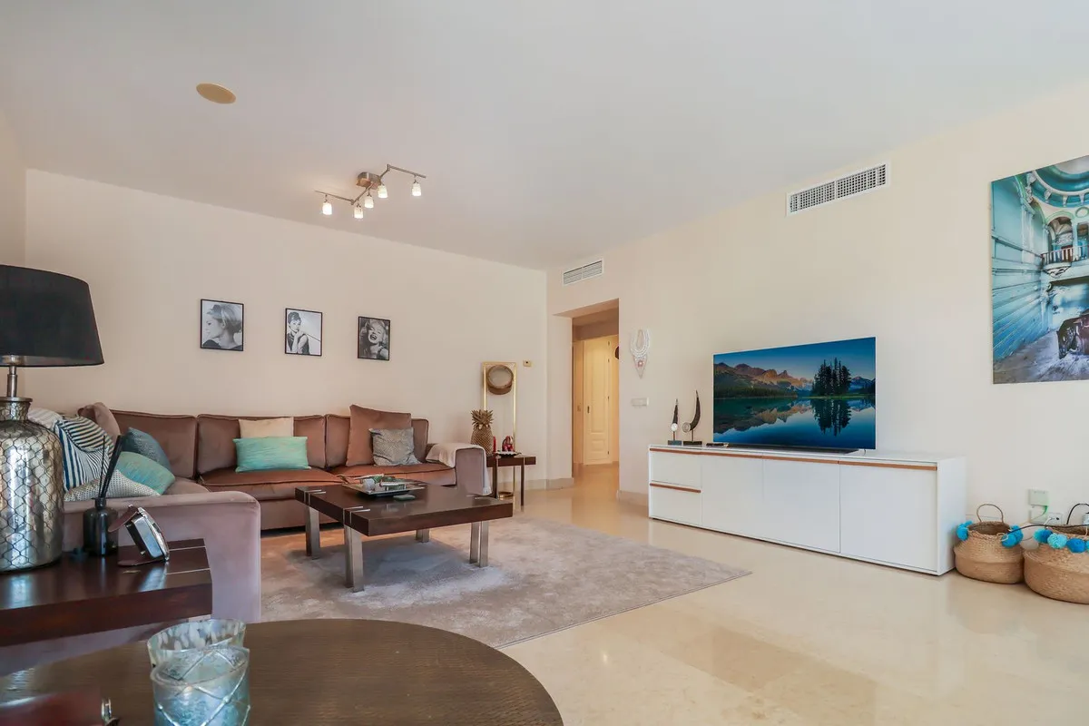 aa18c3d5-d97e-4f3f-85d4-d3b0af6a45b9