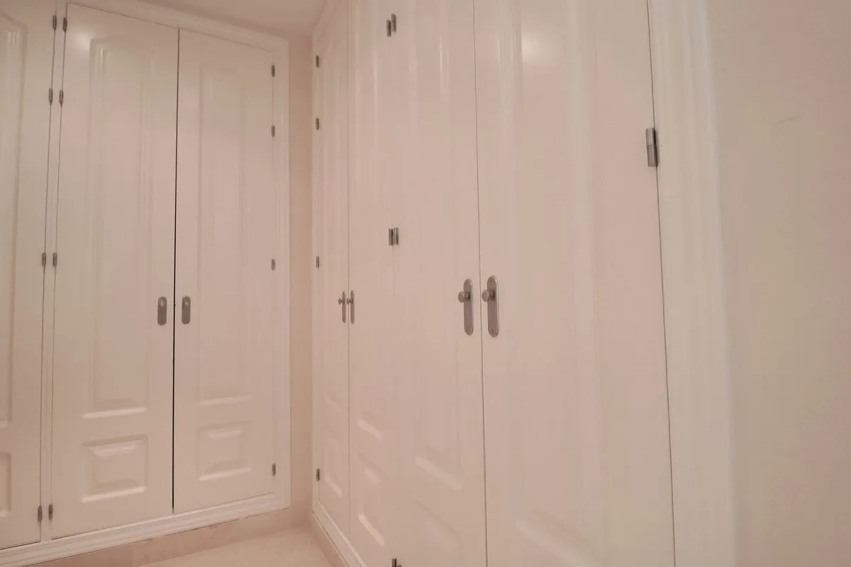 b387b199-01ea-46fa-9780-c1c6a6ad5bfe