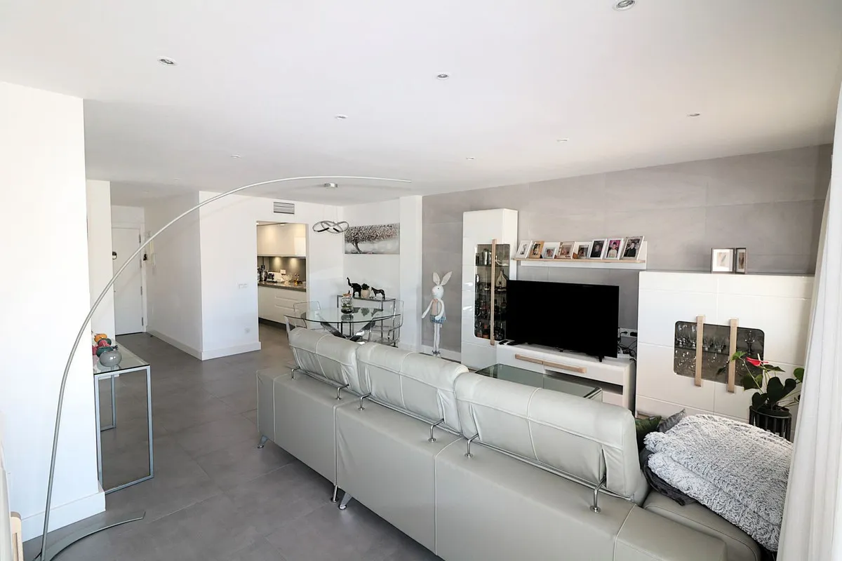 30d9fe2f-d53d-4133-bc8e-bcaedef7cc76