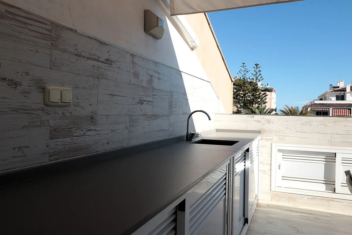 e9e22d4c-015e-4248-abc4-631760c60426