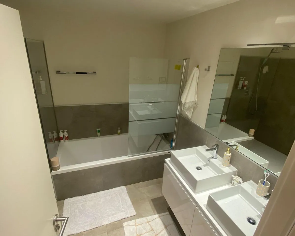 f99c0288-b881-47a8-9db7-23564a98e185