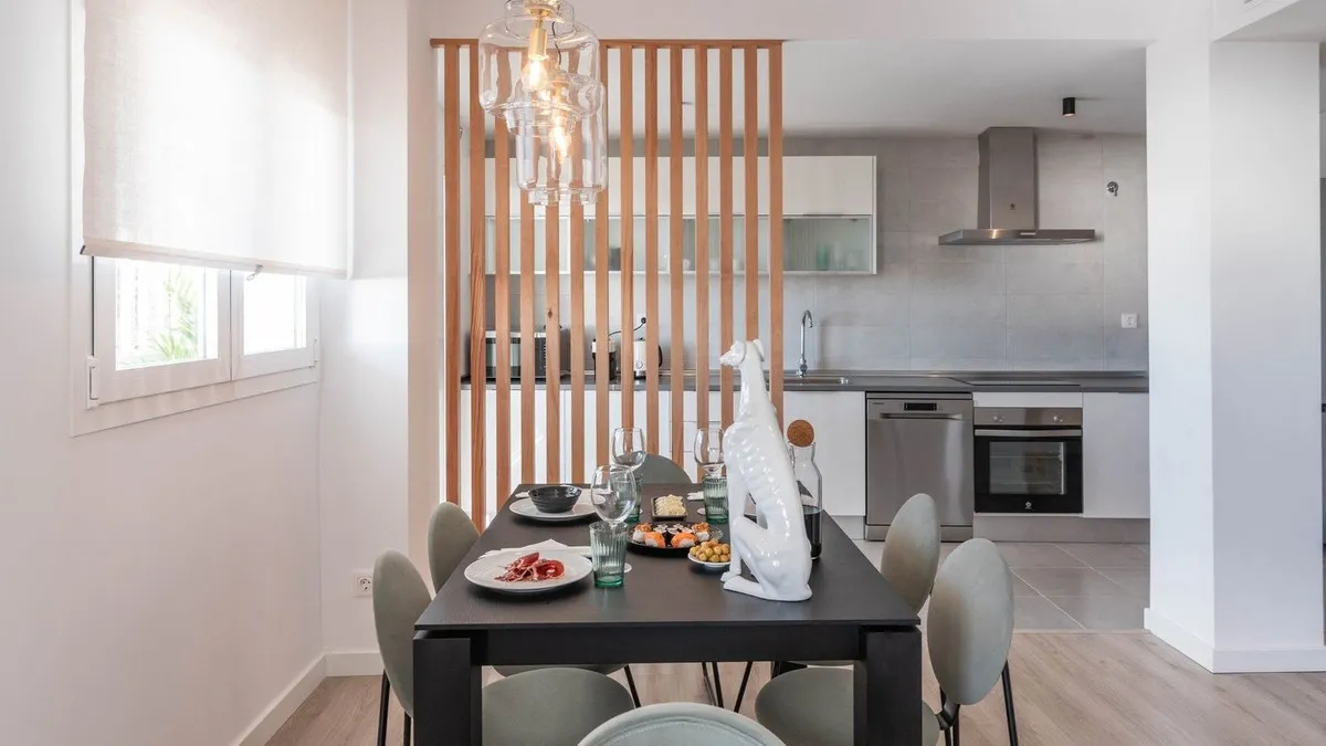 2335e227-df11-40c8-8c2f-9fd4690a69ca