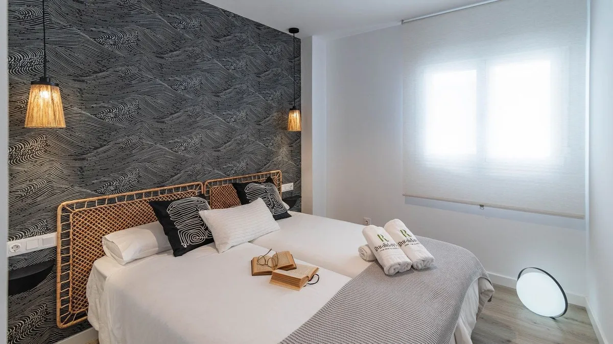 2a1e91d7-9b27-466c-abfc-c22ef3872eb7