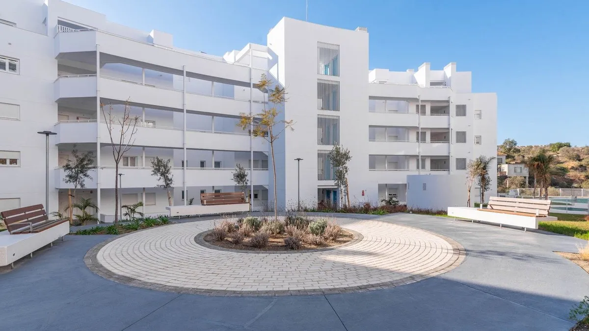 d8f56562-baa1-4109-9beb-c0f1a45e3eba