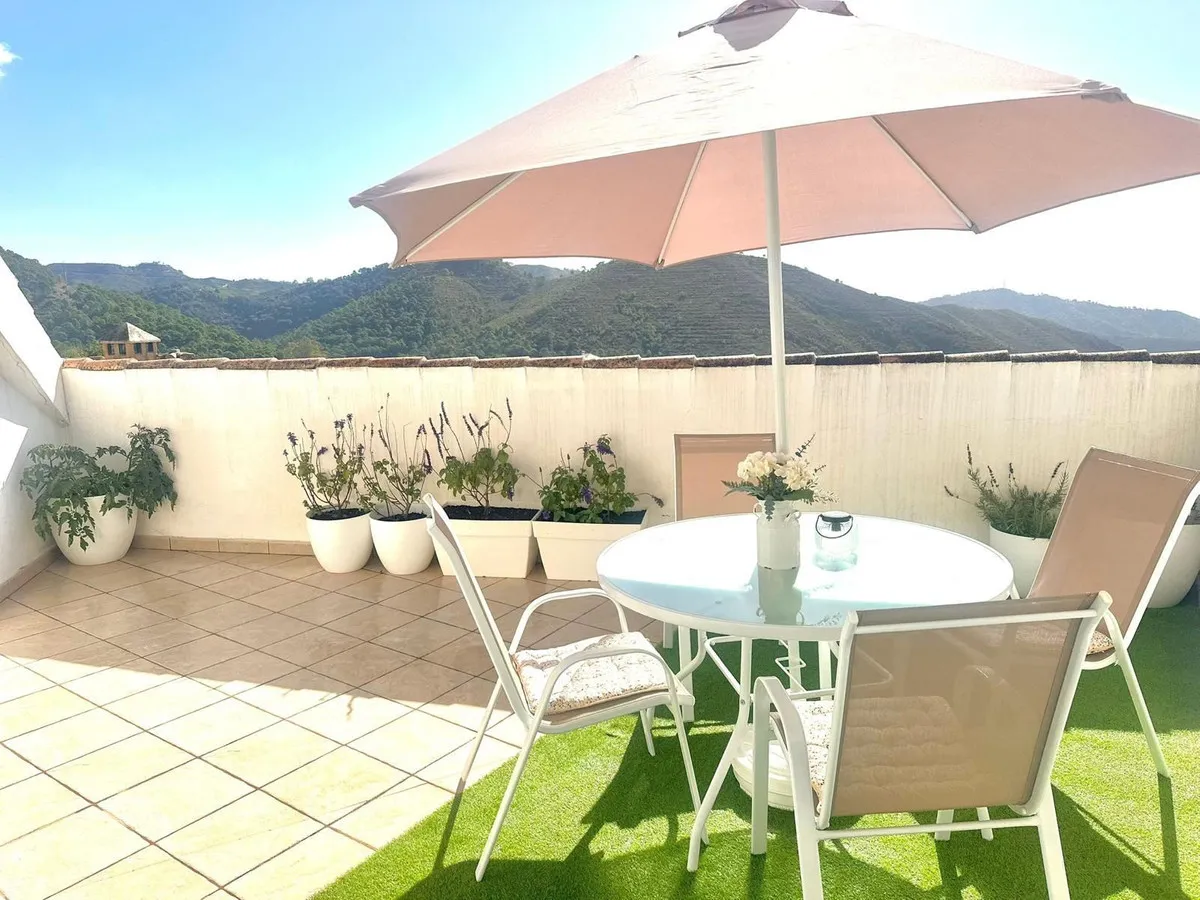 01858533-af97-418a-b3f1-f3fa8462a119