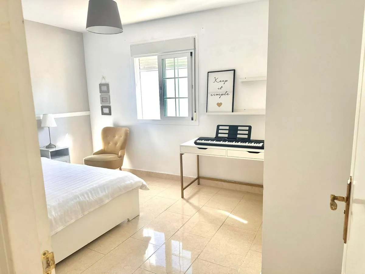 5e965144-a9ac-4a30-a2f6-edb25f9187de