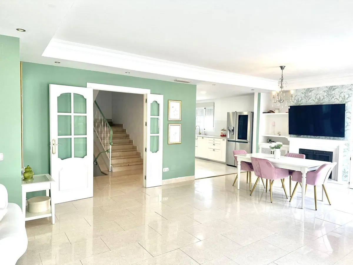 7c82a110-90f1-4c6d-9f6d-ce1633179895