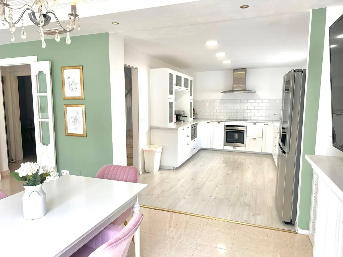 cabcc2cf-b6ce-4141-a5d4-f3db92710f9e