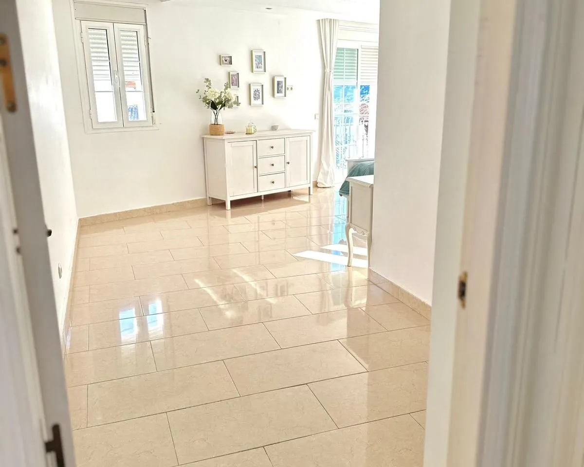 f86b60ca-4824-4102-9408-cb2350ebf96b