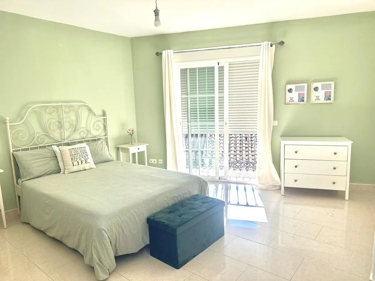 fd6e4cdd-9ebf-4963-8cbf-3885dce0049e