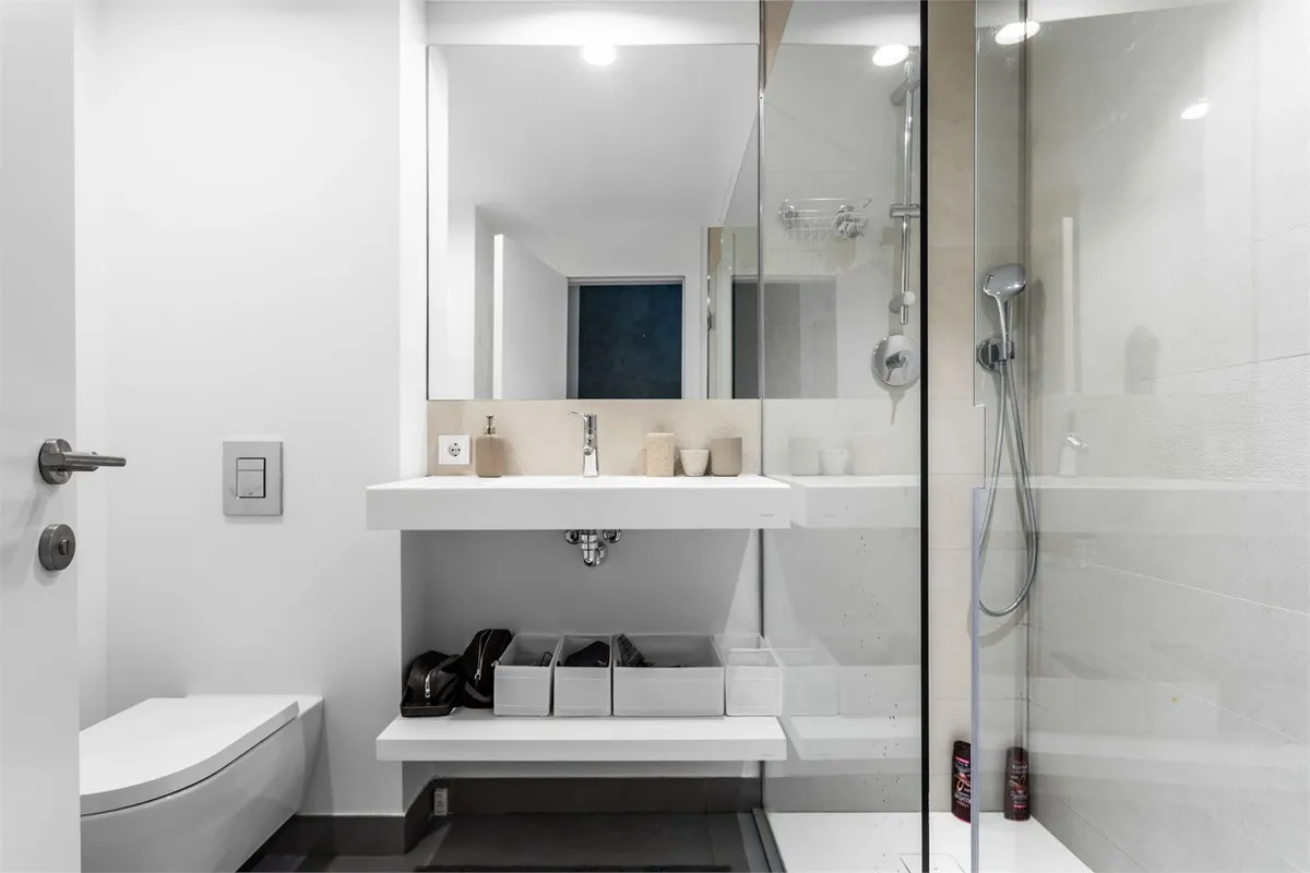 1965d064-6e2b-496a-be70-d1b39f5e750a