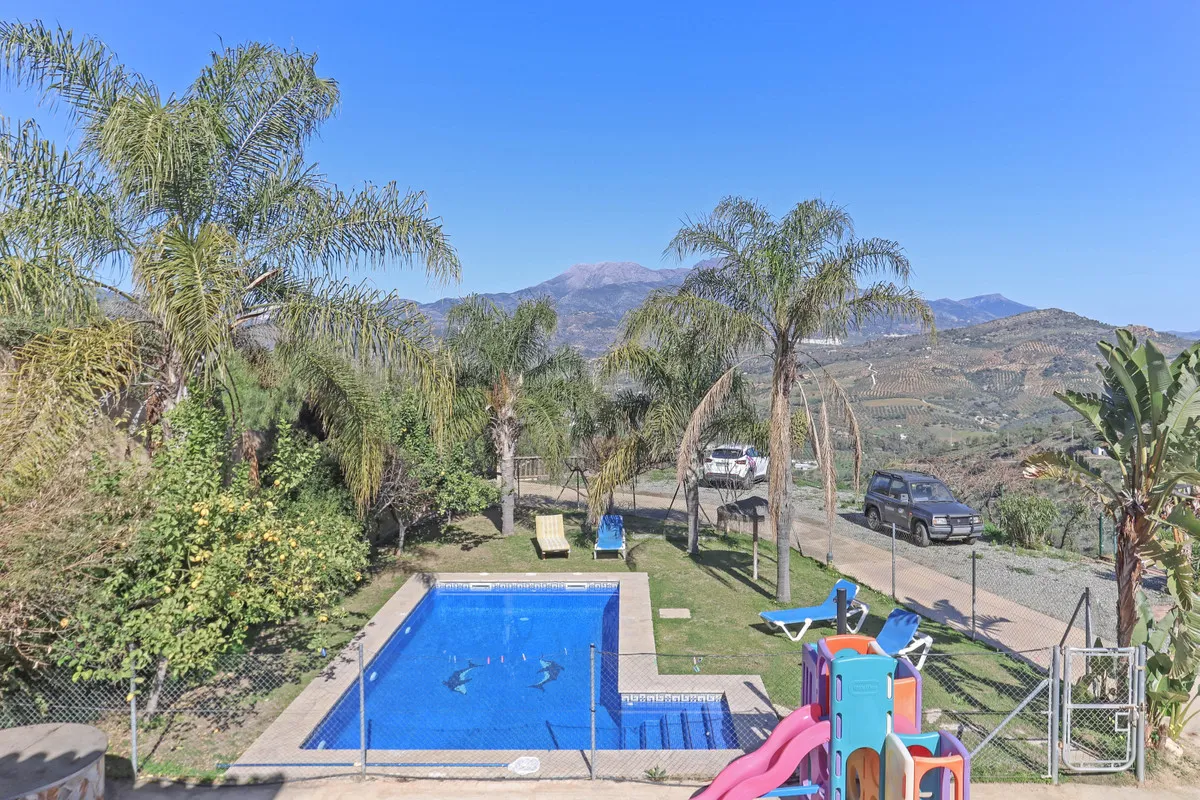 01a8a84a-0715-4016-8a7a-8bcda93cd92c