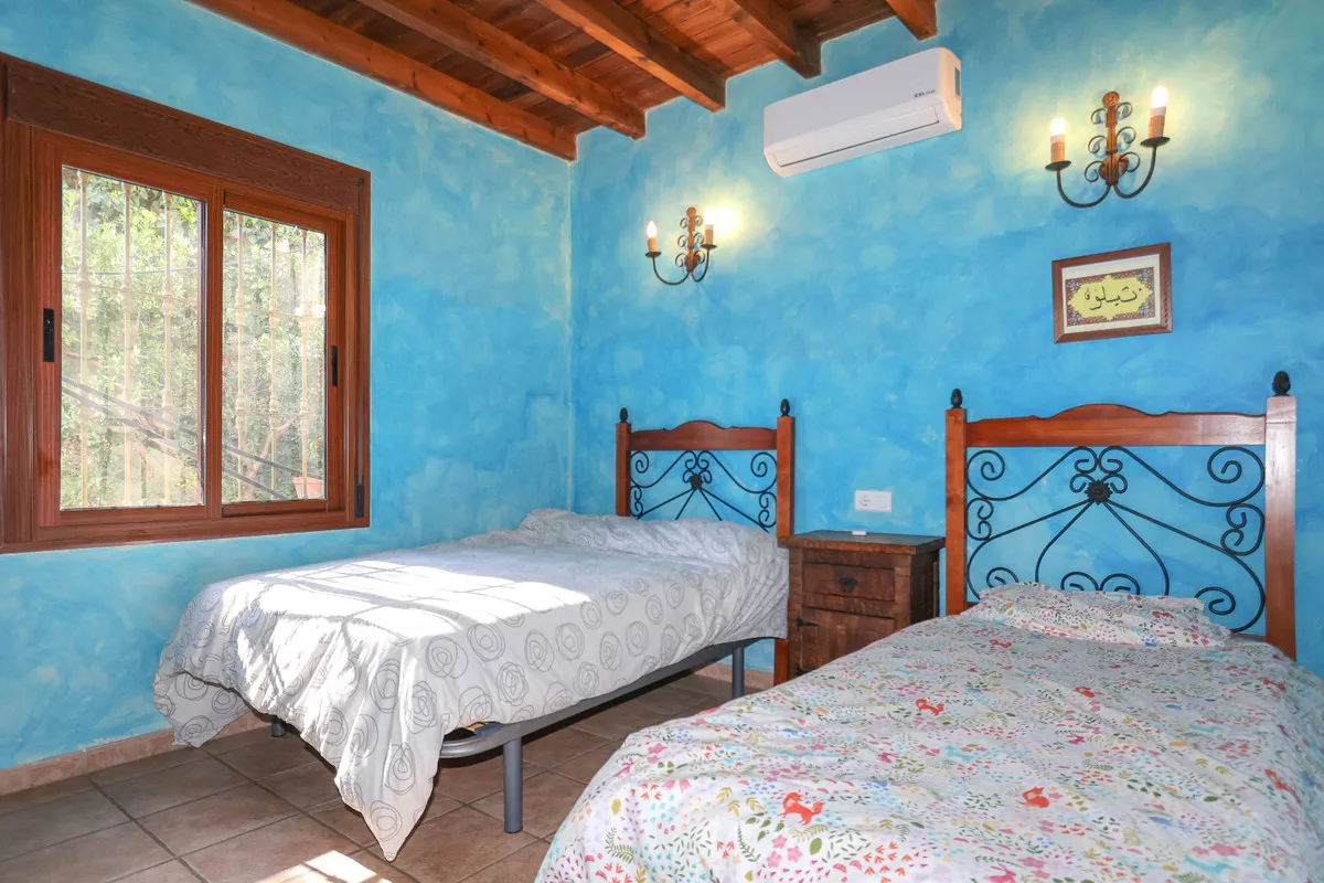 121880a5-1c99-4981-a73d-0d8a123eaa43