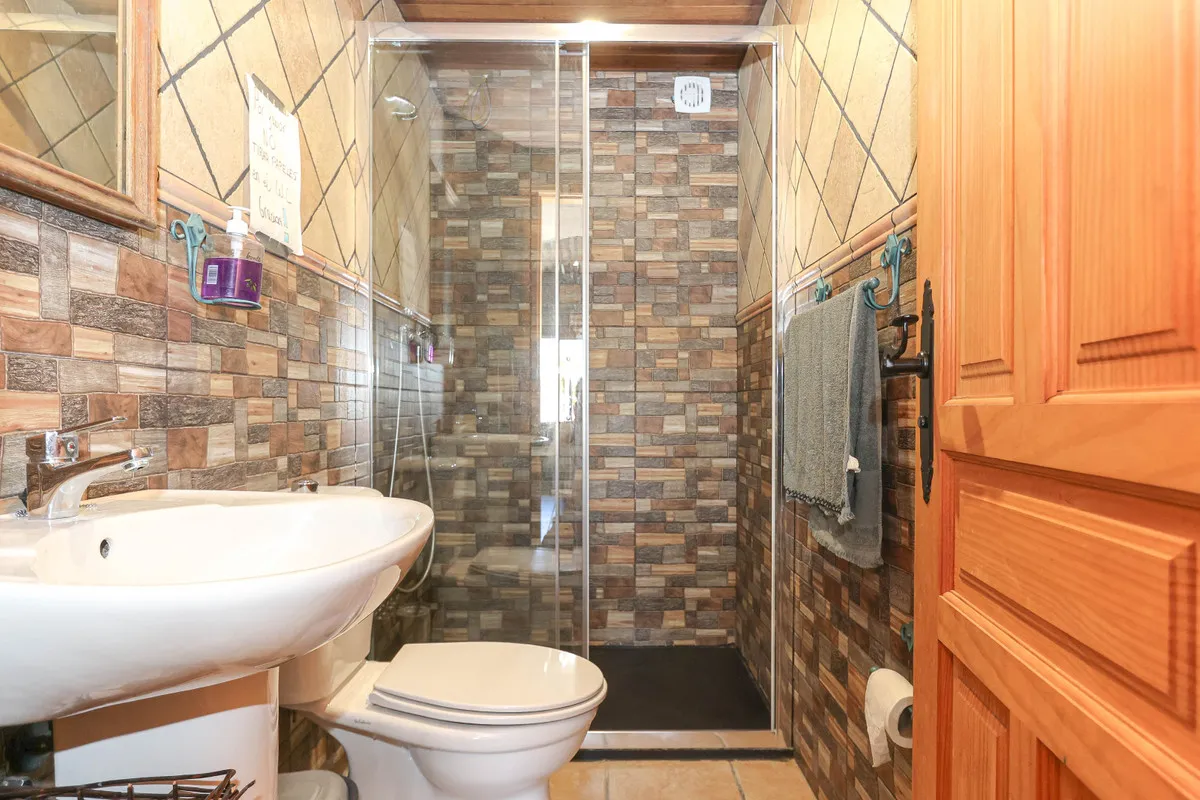 1bebb4c2-d1e7-4ba3-b8e0-a748c14db92c