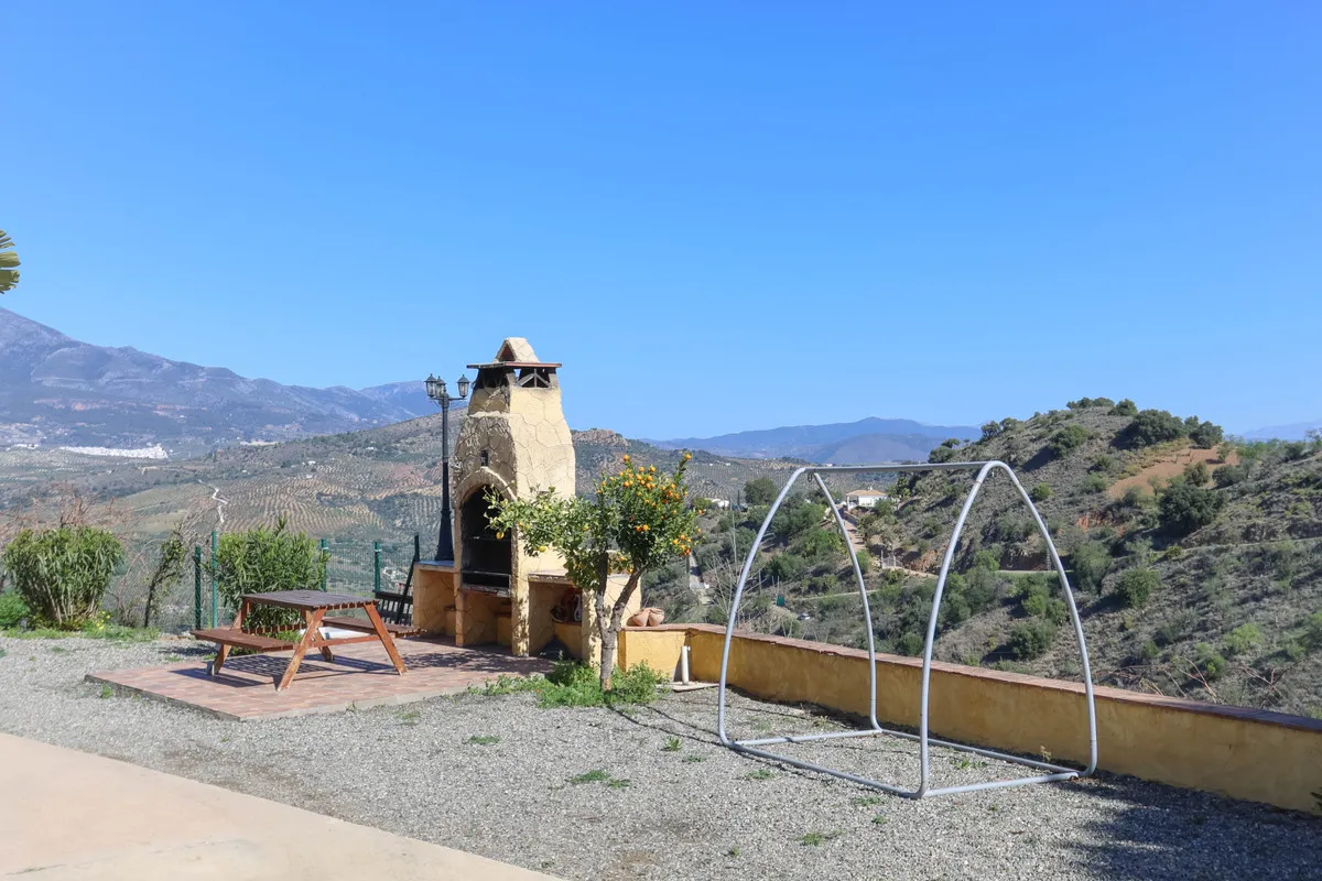 39f01448-6149-4374-80d2-4fc6bb37306f