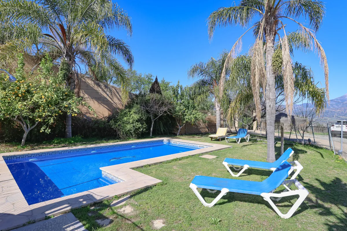 3c2924a7-be76-4a4b-b51a-b220ca4c2a08