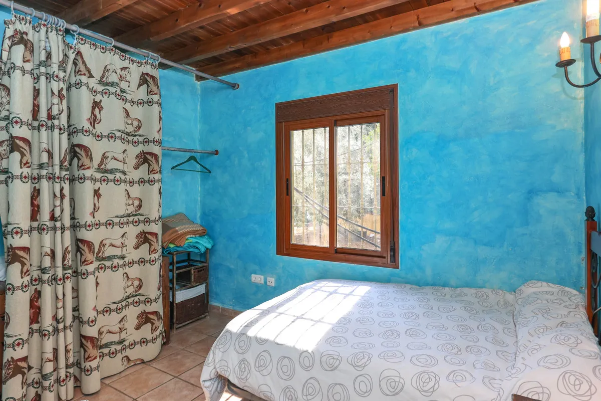 55f00e7e-d458-4af1-9f21-5d4e9db87486