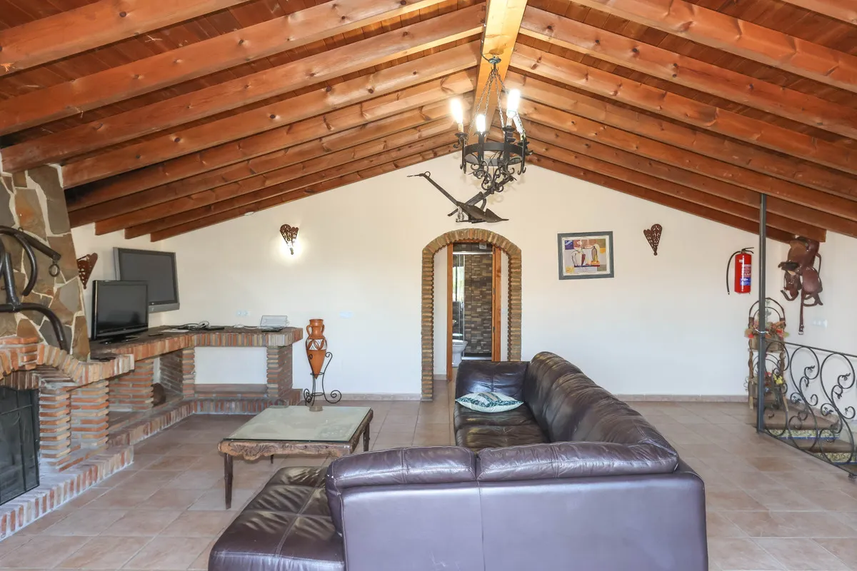 5c2ee809-33f8-4e36-8f4a-70fd8d75bb56