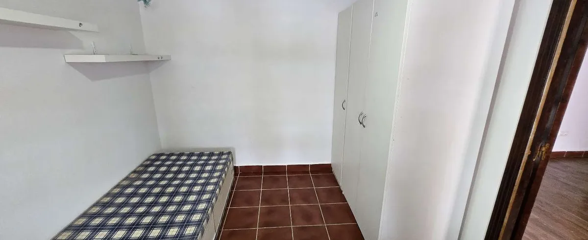 7ae66aef-1752-4110-872c-8a174ec55af5