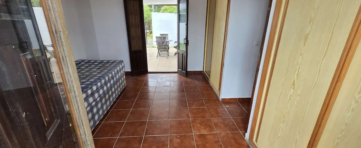 c04e3048-6ed0-4254-ac8c-94bd38cf4019