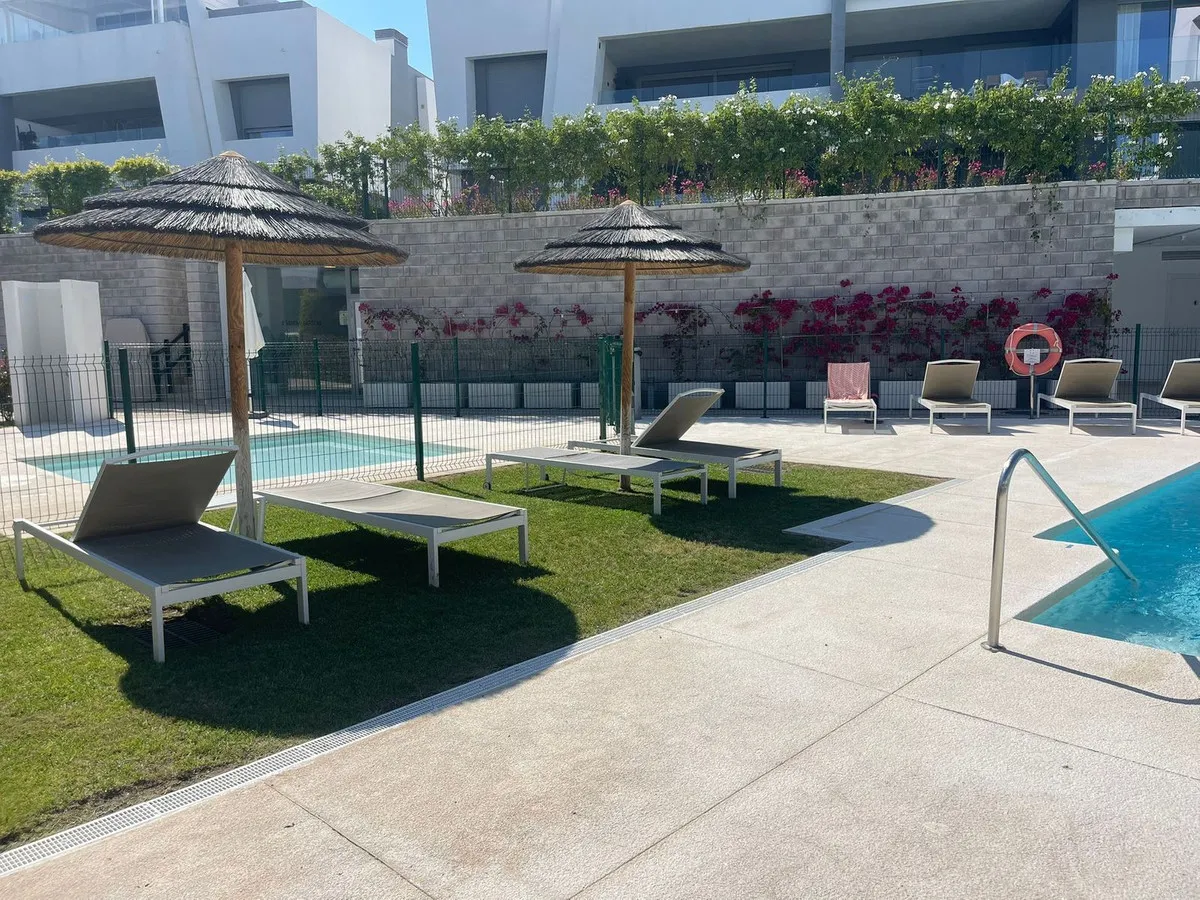 8b32ea72-db80-4acd-bd3f-ea5bcad0d8fa