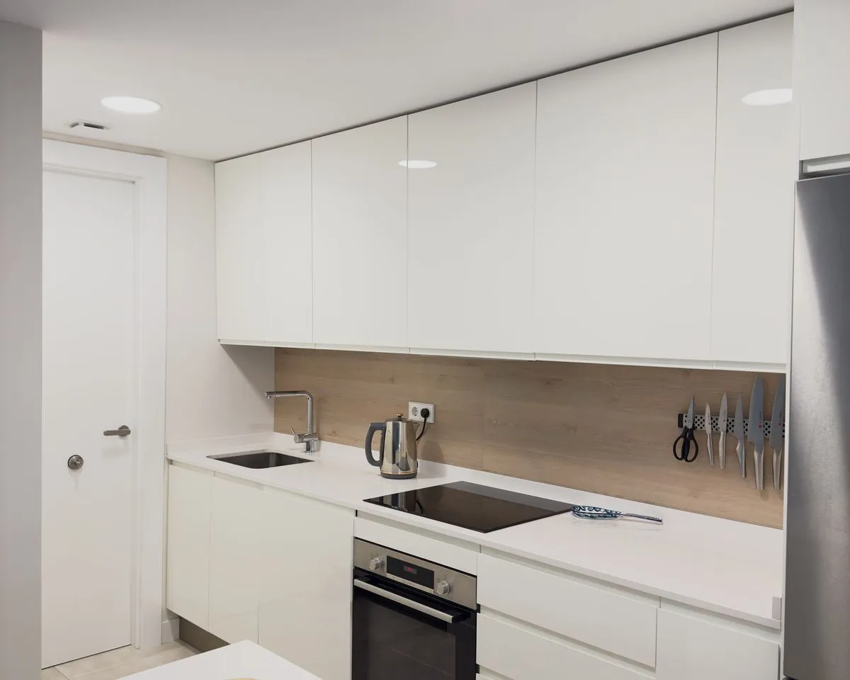 8ff9115a-0955-414d-90a0-618a2464310d