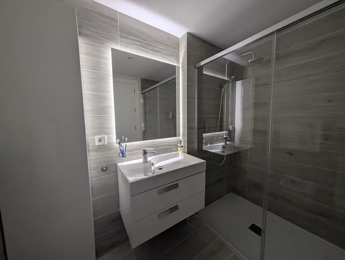 f7ae84c2-a26e-445f-8844-ae5782be9226