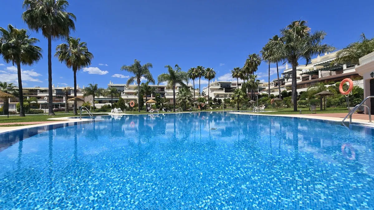 a1bcc893-0cea-4b2e-b4ca-8b59103df253