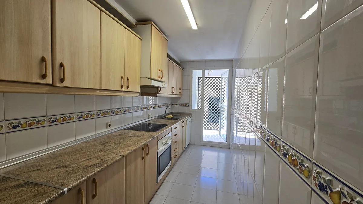 fbfdd893-0b1b-4084-b7ea-56dd11f79053