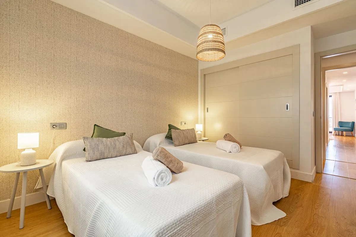 66e0e506-50cf-41b6-b8f3-cee2819a59f4