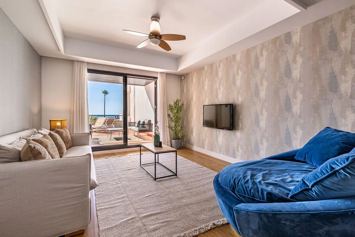 c1f99daf-dbc0-4c44-9ce4-29f9c65148e4