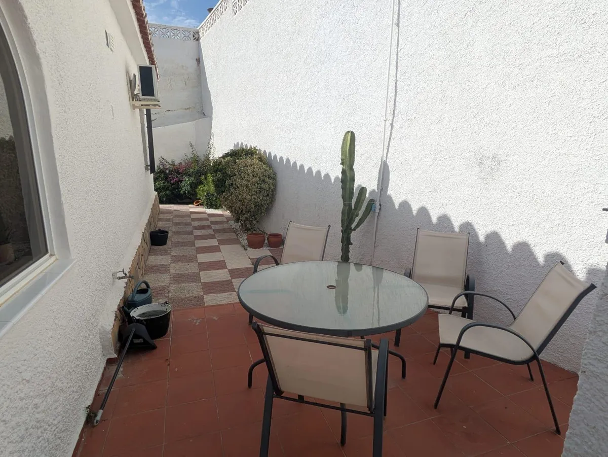 b9568660-12b5-4313-8ed9-32394985a7de