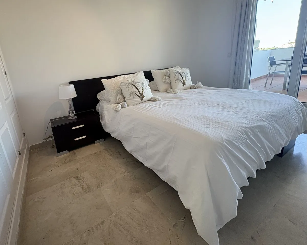 112de22a-3c9d-459b-893b-61015eedc37f