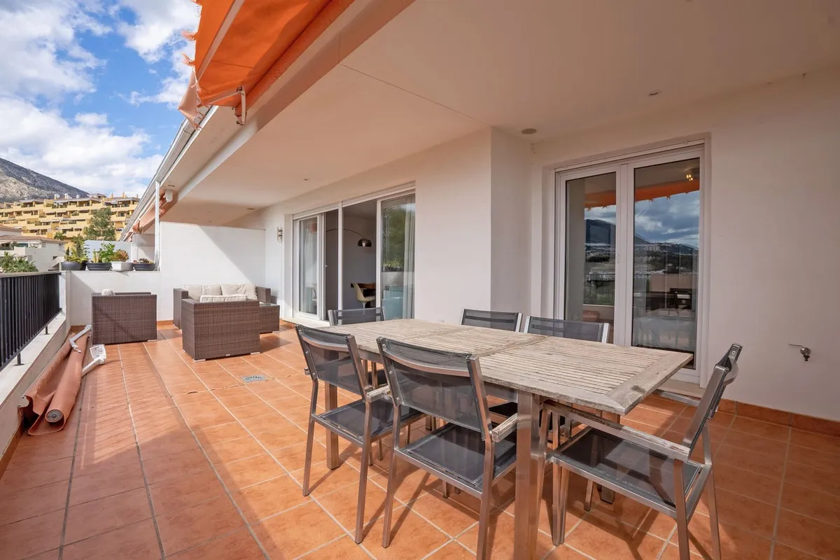 95e59b2f-472b-4b8b-8f83-665626422b6e