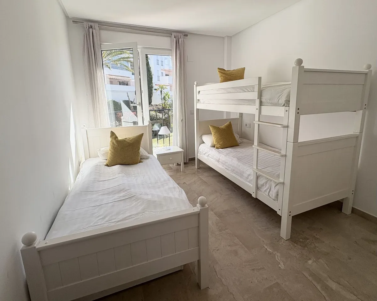 b6d7619b-ac61-4e58-8ddc-528acc4e20d3