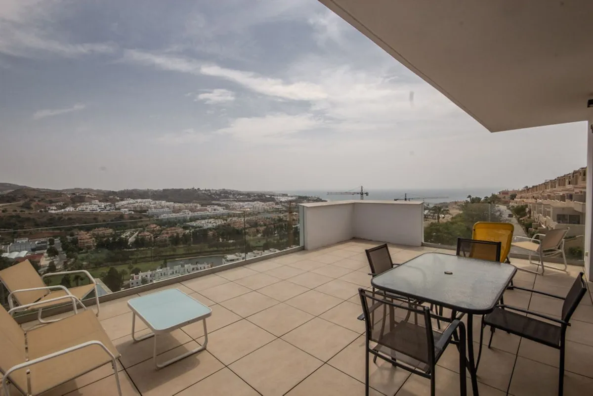 b474b333-8ce9-41d9-99a0-738fd75a350d