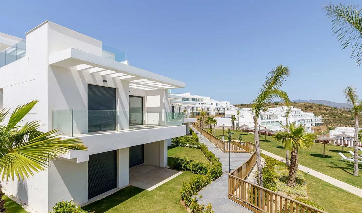 de158695-83aa-4d84-bd36-1e8c1abf6e79