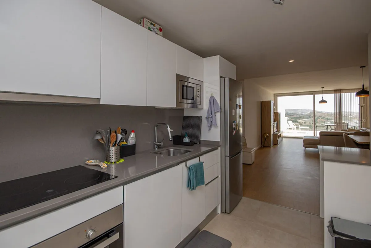 fb38d2ea-fc1b-45ac-9d1b-6a01a534e013