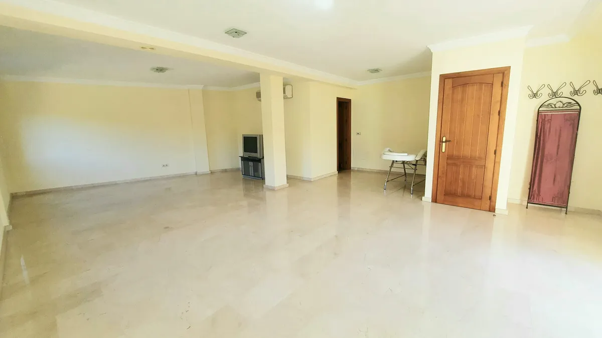 4a90704c-1600-4086-beba-70095cb87c64