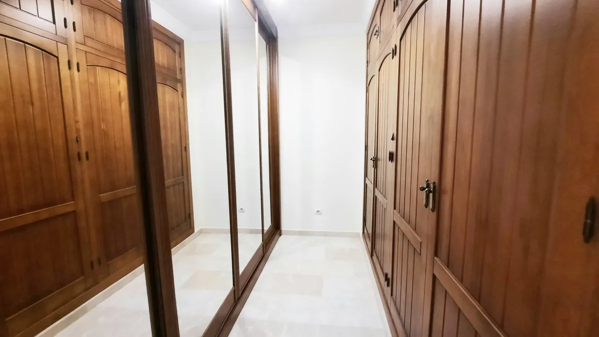 cbc3b264-9a1f-4a8b-bfa1-f070cf3fe2bc