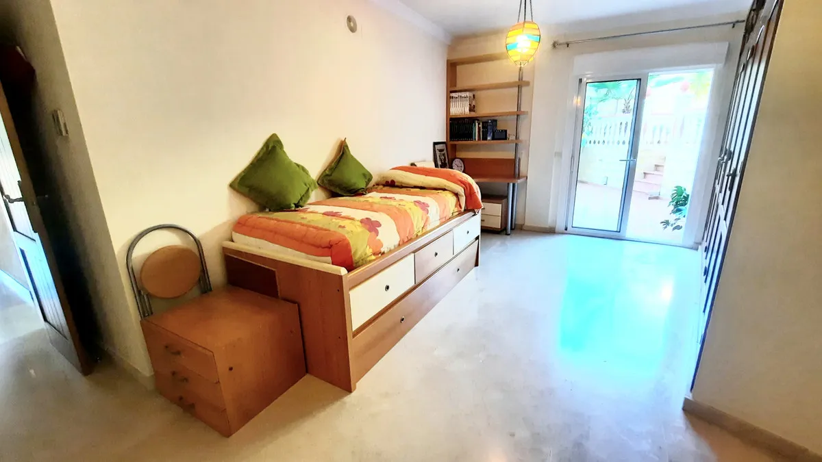 d9d3d0d0-6ac6-405b-a956-75f2fbc0e7bd