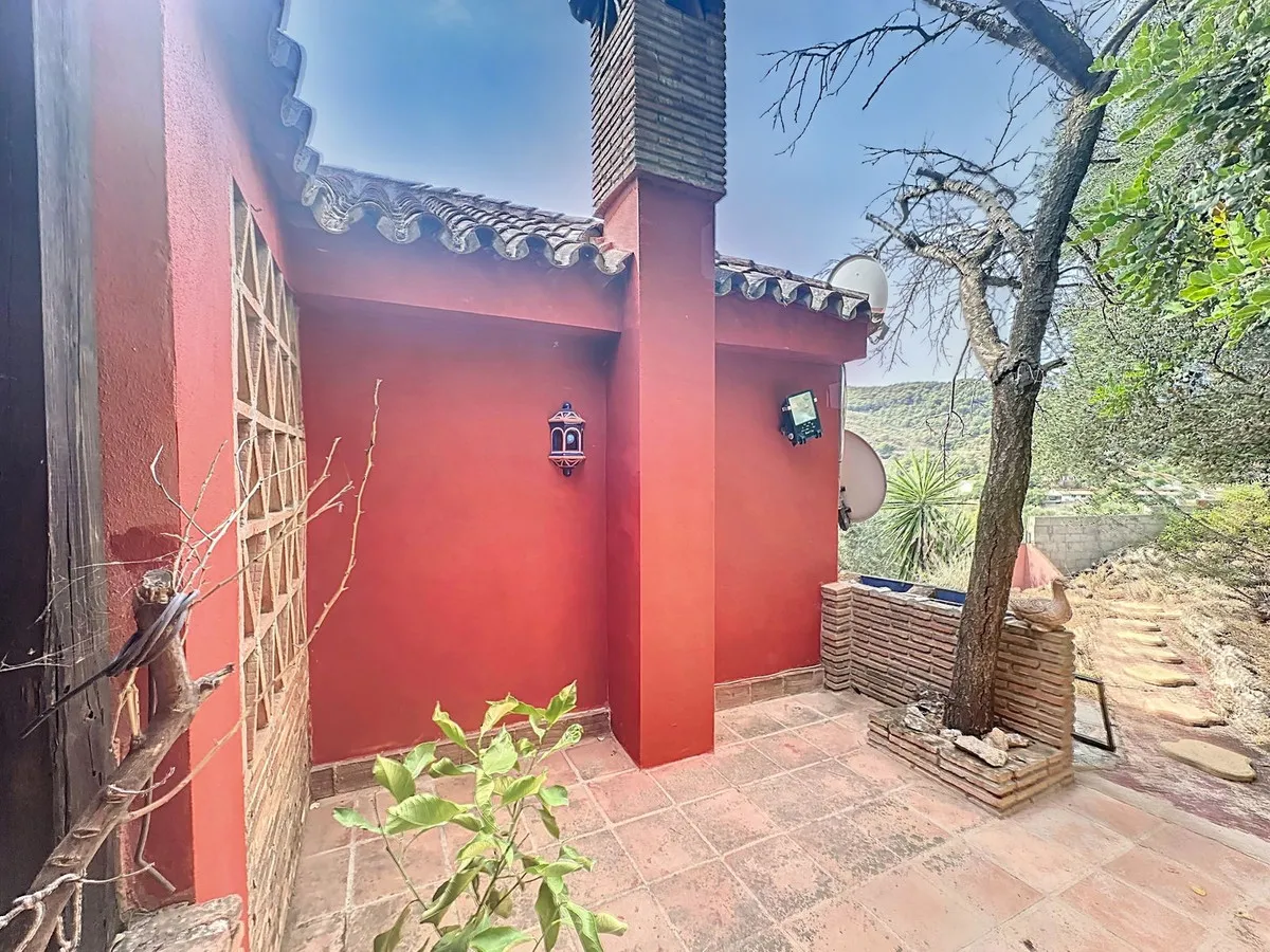 512e6f01-af32-4d1e-a5b3-93914de59c61